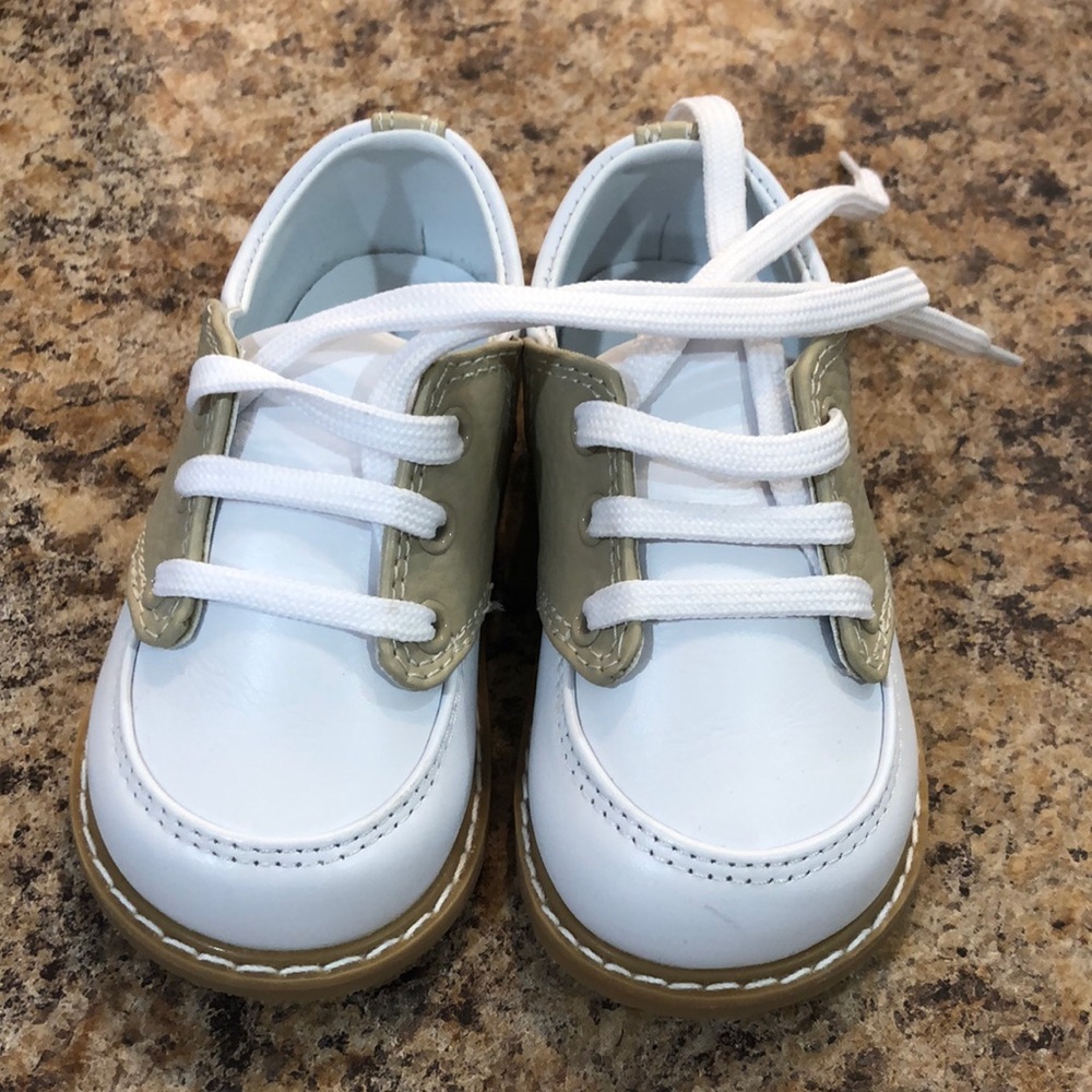 BabyDeer VGUC Size 5 tan saddle shoes